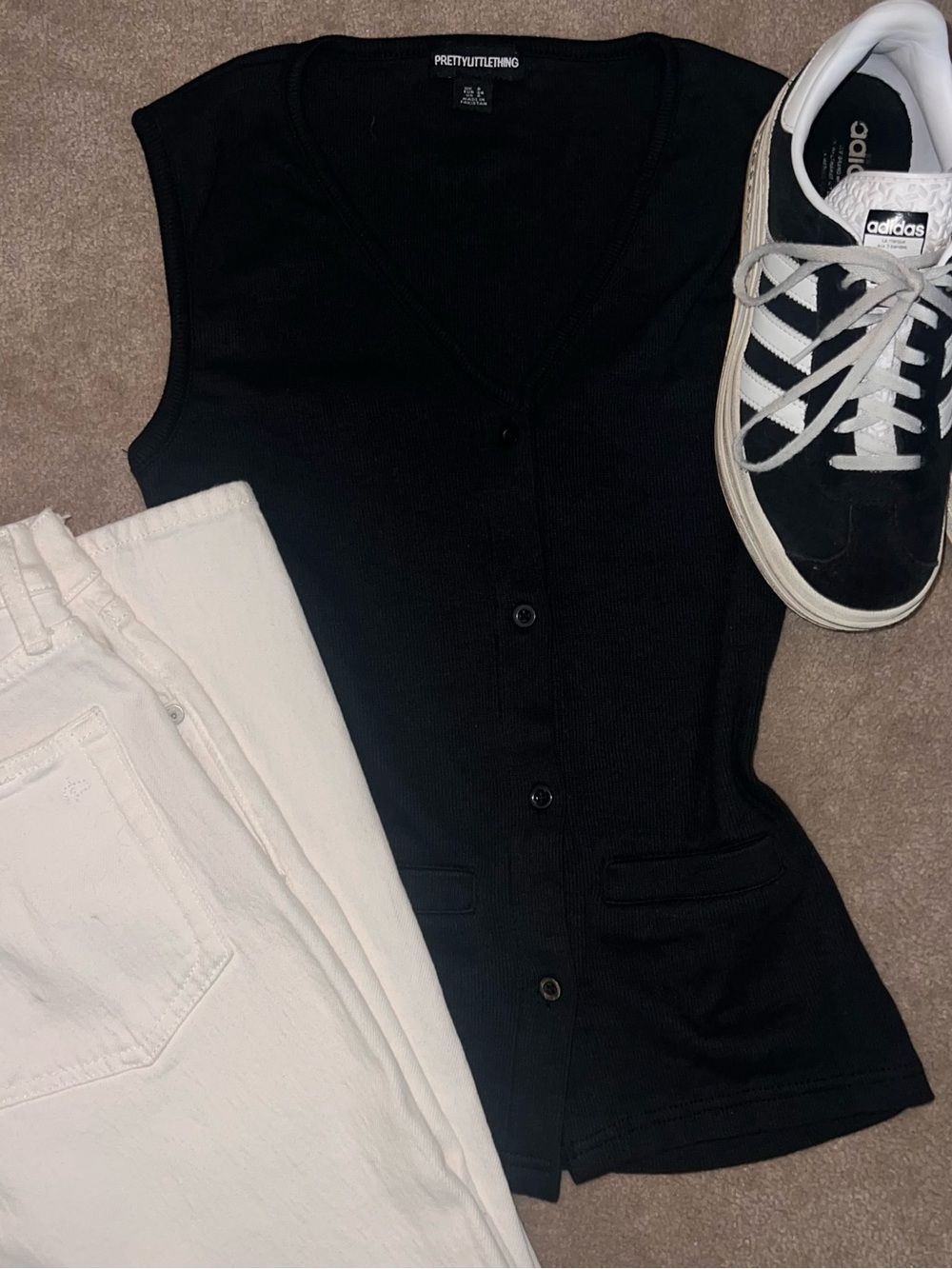 PrettyLittleThing Black Button Front Cardigan Vest